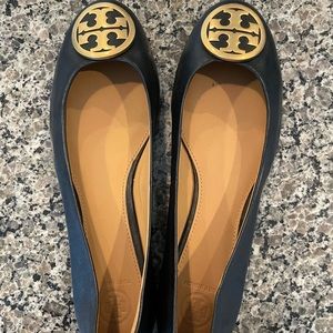 Tory Burch Black Leather Ballet flats w/gold hardware